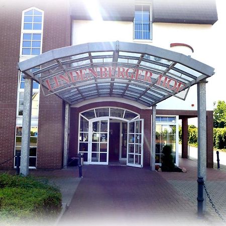 Hotel Lindenberger Hof 아렌스펠데 외부 사진