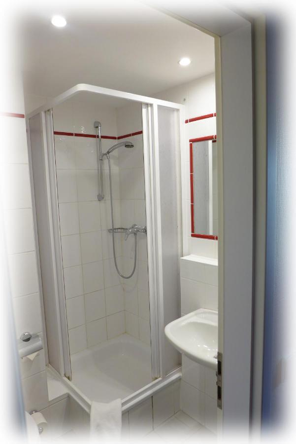 Hotel Lindenberger Hof 아렌스펠데 외부 사진